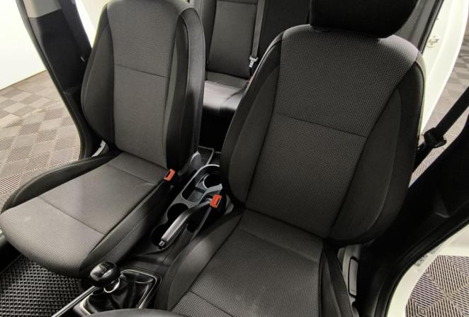 Hyundai Solaris II с пробегом 2018 года, цена 1 089 000 рублей, 77190 км, седан, Автокод Объявления