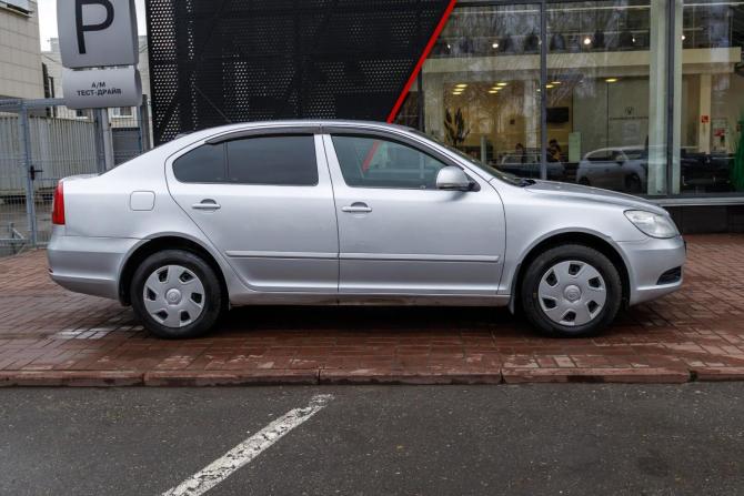 Skoda Octavia II (A5) Рестайлинг с пробегом 2009 года, цена 540 000 рублей, 169029 км, лифтбек, Автокод Объявления