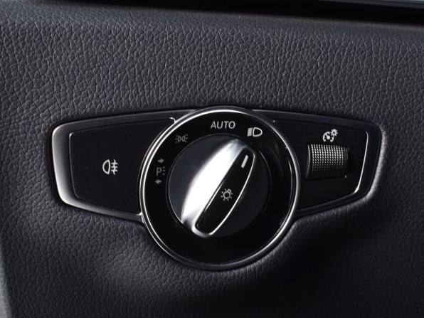Mercedes-Benz E-Класс V (W213 S213 C238) Рестайлинг с пробегом 2021 года, цена 5 984 997 рублей, 71439 км, седан, Автокод Объявления