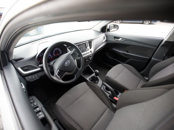 Hyundai Solaris II с пробегом 2019 года, цена 1 210 000 рублей, 88015 км, седан, Автокод Объявления