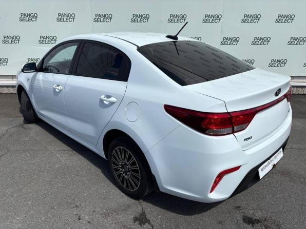 Kia Rio IV с пробегом 2018 года, цена 1 050 000 рублей, 105000 км, седан, Автокод Объявления