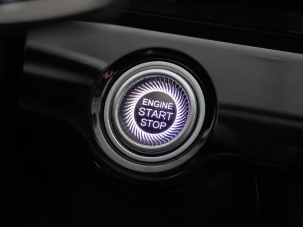 Omoda C5 I с пробегом 2023 года, цена 2 045 500 рублей, 34065 км, внедорожник, Автокод Объявления