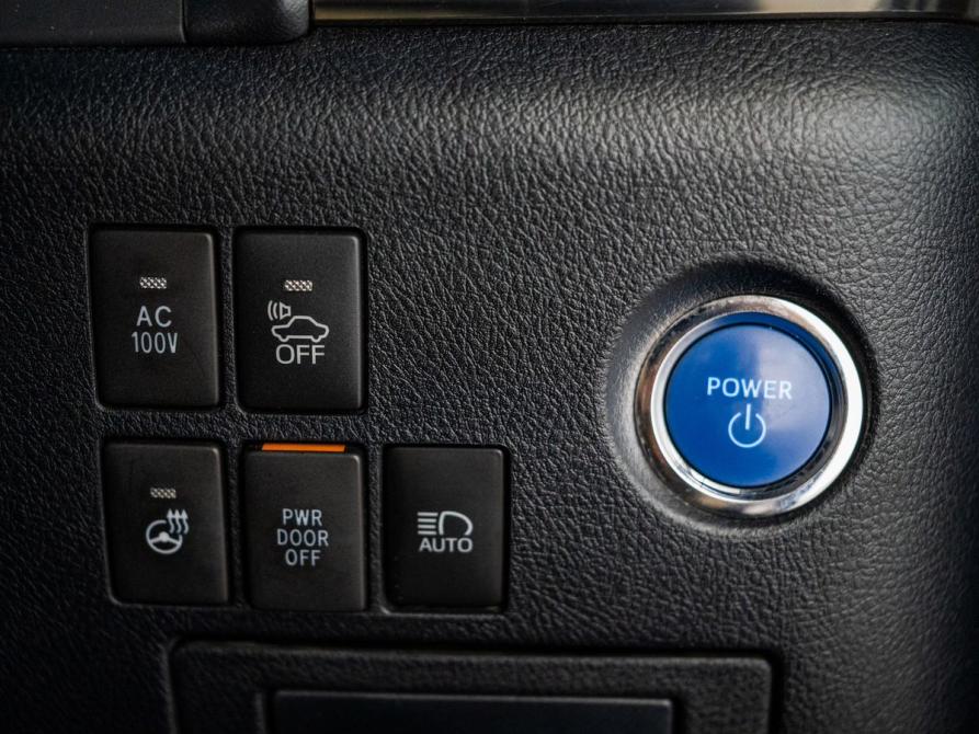 Toyota Alphard III Рестайлинг Иркутск  - изображение 18