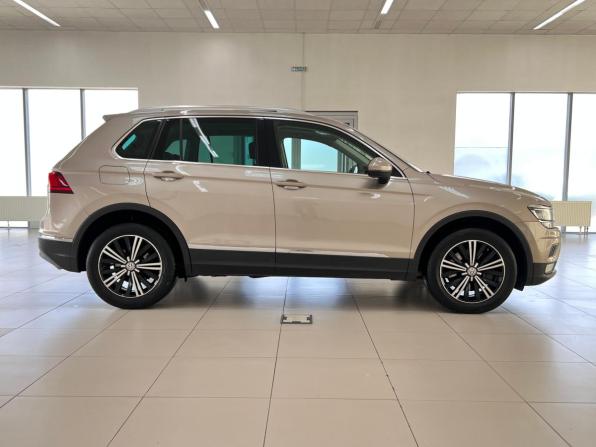 Volkswagen Tiguan II с пробегом 2017 года, цена 2 550 000 рублей, 157751 км, внедорожник, Автокод Объявления