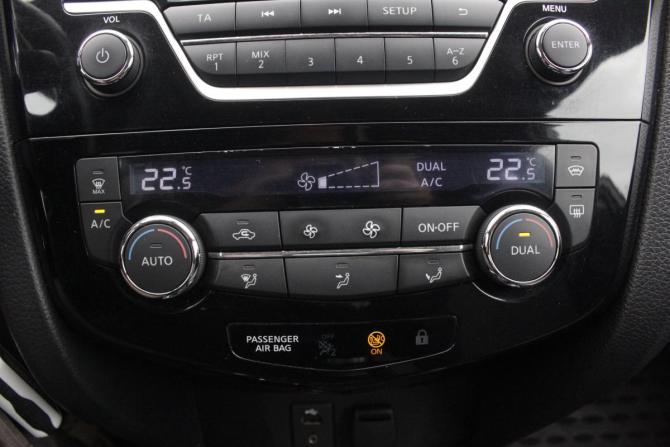 Nissan Qashqai II с пробегом 2015 года, цена 1 280 000 рублей, 192969 км, внедорожник, Автокод Объявления