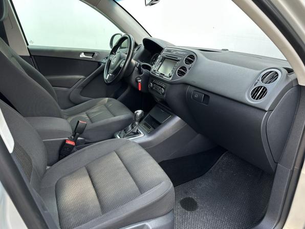 Volkswagen Tiguan I Рестайлинг с пробегом 2012 года, цена 1 050 000 рублей, 190602 км, внедорожник, Автокод Объявления