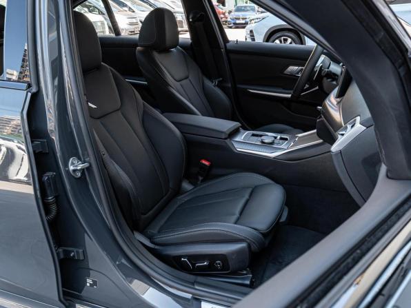 BMW 3 серии VII (G2x) Рестайлинг 2 с пробегом 2025 года, цена 5 940 000 рублей, 10766 км, седан, Автокод Объявления