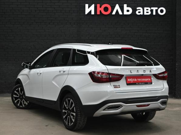 Lada (ВАЗ) Vesta I Рестайлинг (NG) с пробегом 2024 года, цена 1 590 000 рублей, 10000 км, универсал, Автокод Объявления