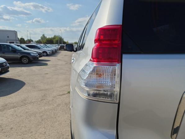 Toyota Land Cruiser Prado 150 Series с пробегом 2012 года, цена 2 800 000 рублей, 251331 км, внедорожник, Автокод Объявления