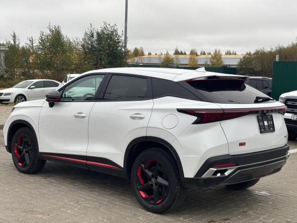 Omoda C5 I с пробегом 2023 года, цена 1 750 000 рублей, 47740 км, внедорожник, Автокод Объявления