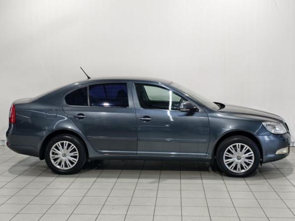 Skoda Octavia II (A5) Рестайлинг с пробегом 2011 года, цена 568 000 рублей, 399868 км, лифтбек, Автокод Объявления