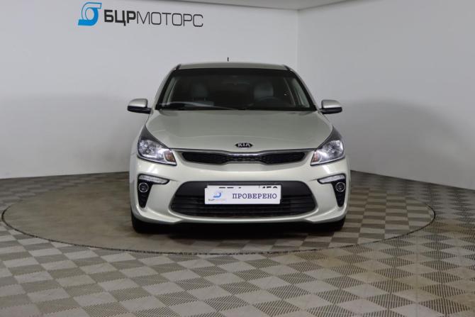 Kia Rio IV с пробегом 2018 года, цена 1 399 990 рублей, 79311 км, седан, Автокод Объявления