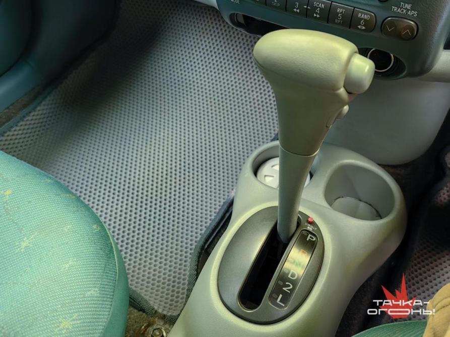 Toyota Vitz I (P10) Пермь  - изображение 17