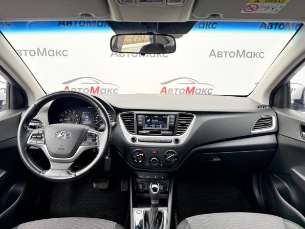 Hyundai Solaris II с пробегом 2017 года, цена 1 346 000 рублей, 120120 км, седан, Автокод Объявления
