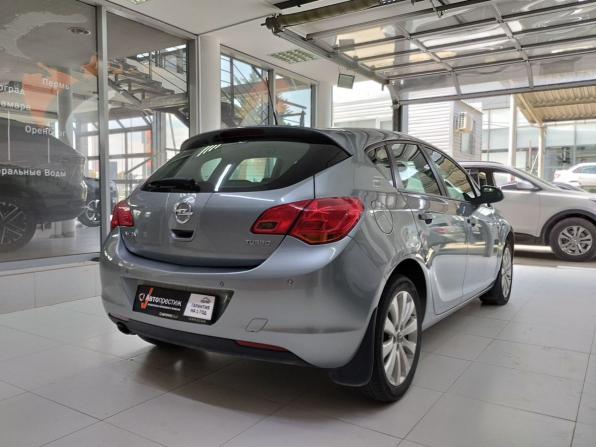 Opel Astra J с пробегом 2011 года, цена 780 000 рублей, 146953 км, хэтчбек, Автокод Объявления