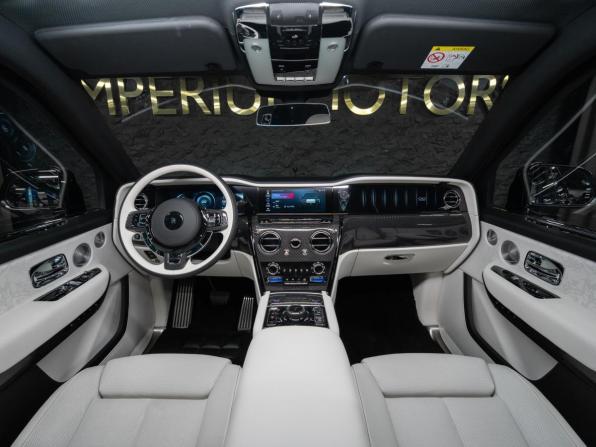 Rolls-Royce Cullinan I Рестайлинг с пробегом 2025 года, цена 67 500 000 рублей, 449 км, внедорожник, Автокод Объявления