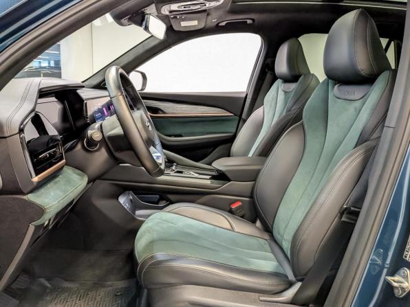 Geely Monjaro I с пробегом 2024 года, цена 3 550 000 рублей, 25523 км, внедорожник, Автокод Объявления