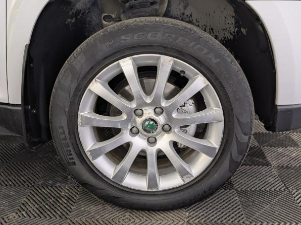 Skoda Yeti I Рестайлинг с пробегом 2014 года, цена 1 345 000 рублей, 125446 км, внедорожник, Автокод Объявления