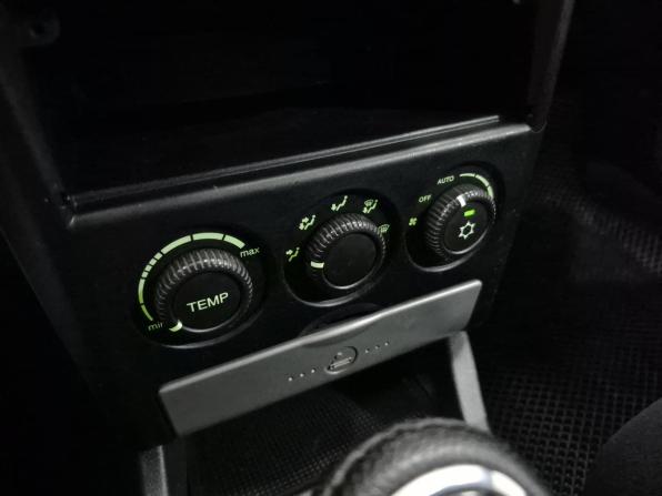 Lada (ВАЗ) Priora I с пробегом 2012 года, цена 270 000 рублей, 337065 км, хэтчбек, Автокод Объявления