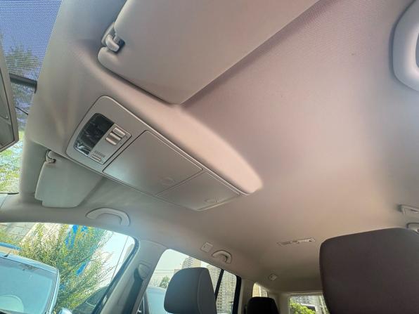 Volkswagen Touran I Рестайлинг с пробегом 2009 года, цена 659 000 рублей, 220000 км, компактвэн, Автокод Объявления