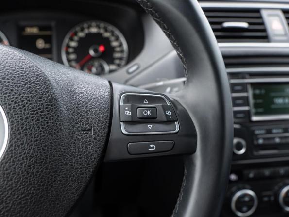 Volkswagen Jetta VI с пробегом 2014 года, цена 812 200 рублей, 171861 км, седан, Автокод Объявления