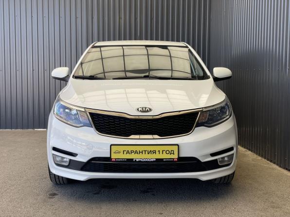 Kia Rio III Рестайлинг с пробегом 2017 года, цена 1 077 000 рублей, 126661 км, хэтчбек, Автокод Объявления