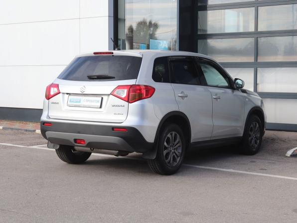 Suzuki Vitara II с пробегом 2018 года, цена 1 869 000 рублей, 106000 км, внедорожник, Автокод Объявления
