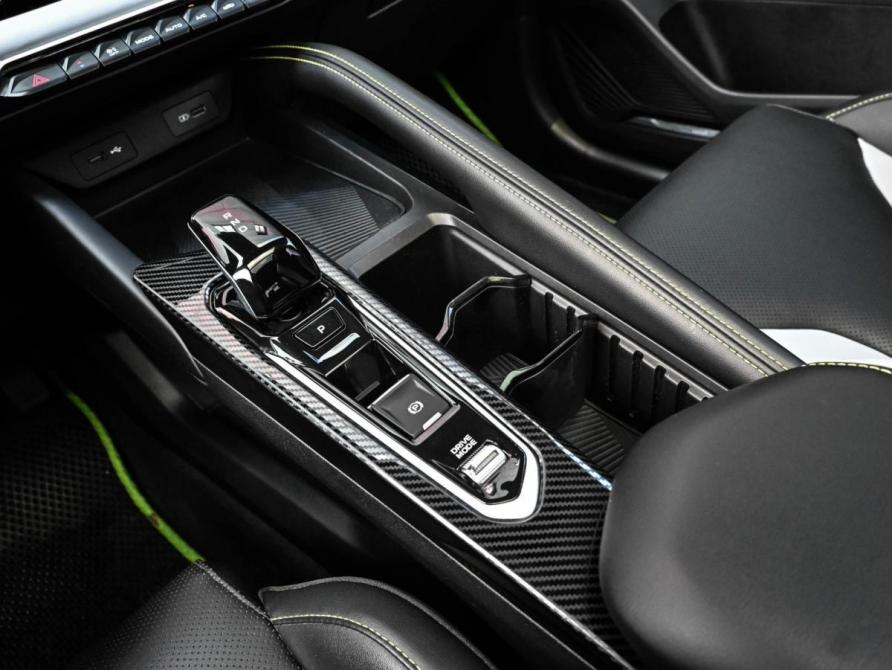 Geely Coolray I Рестайлинг Новороссийск  - изображение 28