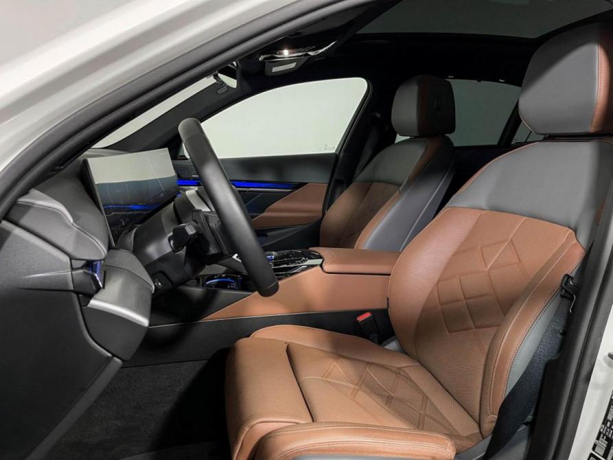 BMW 5 серии VIII (G60/G61/G68) Москва  - изображение 17