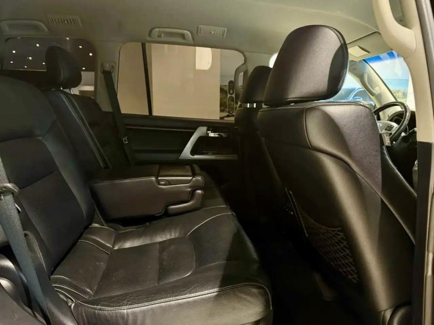 Toyota Land Cruiser 200 Series Рестайлинг 1 Новосибирск  - изображение 30