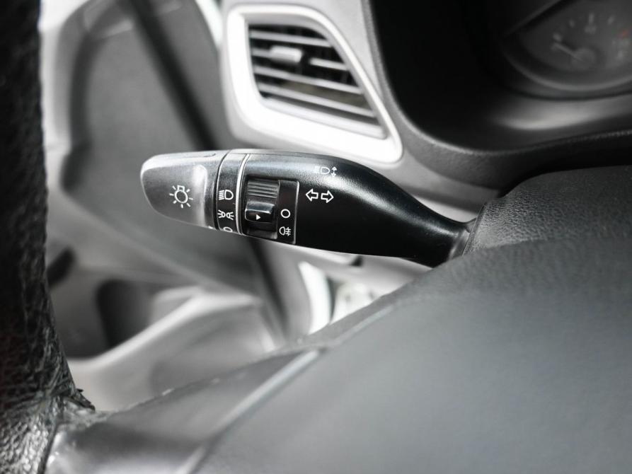Hyundai Solaris II Ростов-на-Дону  - изображение 12