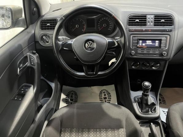Volkswagen Polo V Рестайлинг с пробегом 2017 года, цена 995 000 рублей, 115678 км, седан, Автокод Объявления