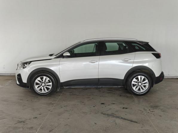 Peugeot 3008 II с пробегом 2017 года, цена 1 479 000 рублей, 123442 км, внедорожник, Автокод Объявления