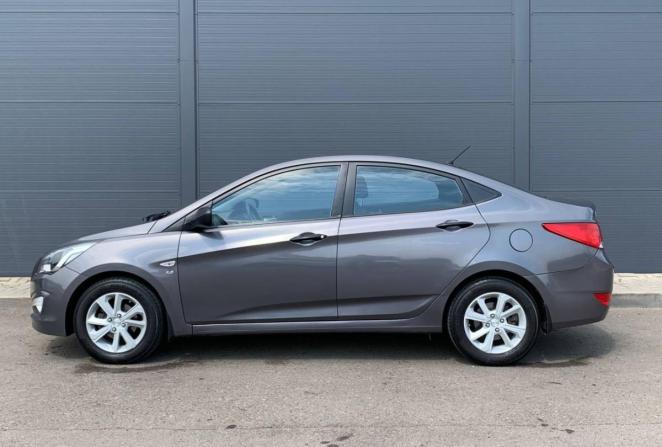 Hyundai Solaris I с пробегом 2014 года, цена 800 000 рублей, 116060 км, седан, Автокод Объявления
