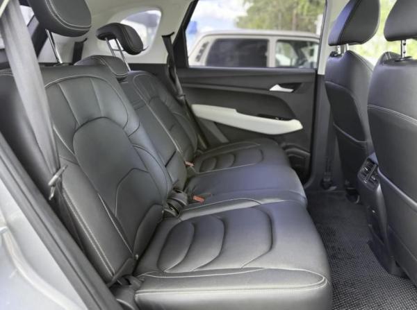 Chevrolet Captiva II с пробегом 2022 года, цена 1 880 000 рублей, 27400 км, внедорожник, Автокод Объявления