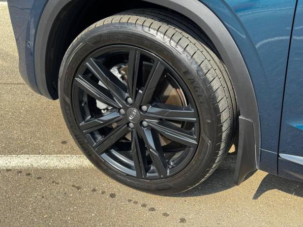 Geely Monjaro I с пробегом 2023 года, цена 2 890 000 рублей, 44484 км, внедорожник, Автокод Объявления