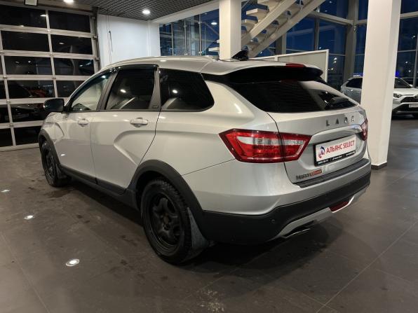 Lada (ВАЗ) Vesta I с пробегом 2021 года, цена 1 378 000 рублей, 37785 км, универсал, Автокод Объявления