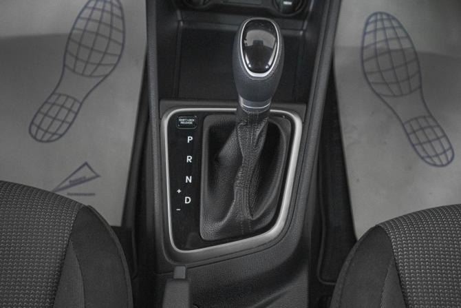 Hyundai Solaris II с пробегом 2019 года, цена 1 549 000 рублей, 52000 км, седан, Автокод Объявления