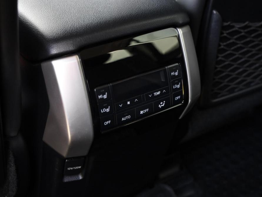 Toyota Land Cruiser Prado 150 Series Рестайлинг 2 Санкт-Петербург  - изображение 25