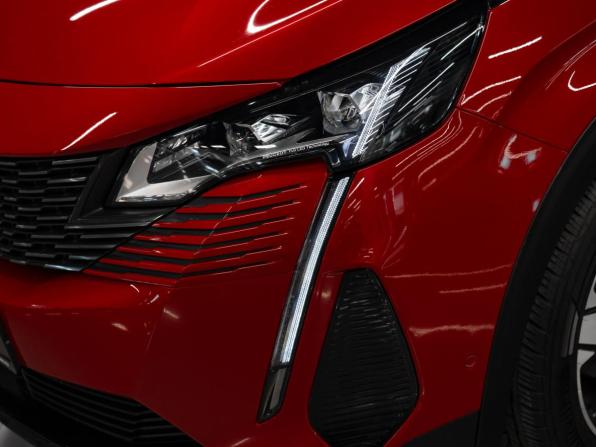 Peugeot 3008 II Рестайлинг с пробегом 2021 года, цена 2 550 000 рублей, 29309 км, внедорожник, Автокод Объявления