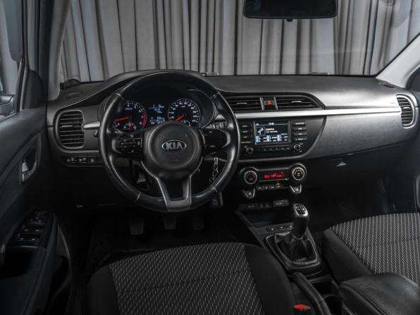 Kia Rio IV с пробегом 2018 года, цена 1 399 000 рублей, 57158 км, седан, Автокод Объявления