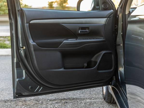 Mitsubishi Outlander III Рестайлинг с пробегом 2014 года, цена 1 698 000 рублей, 135300 км, внедорожник, Автокод Объявления
