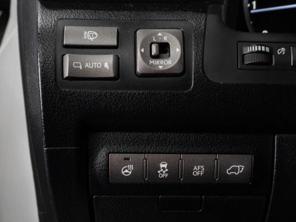 Lexus LX III Рестайлинг с пробегом 2012 года, цена 3 979 000 рублей, 198107 км, внедорожник, Автокод Объявления