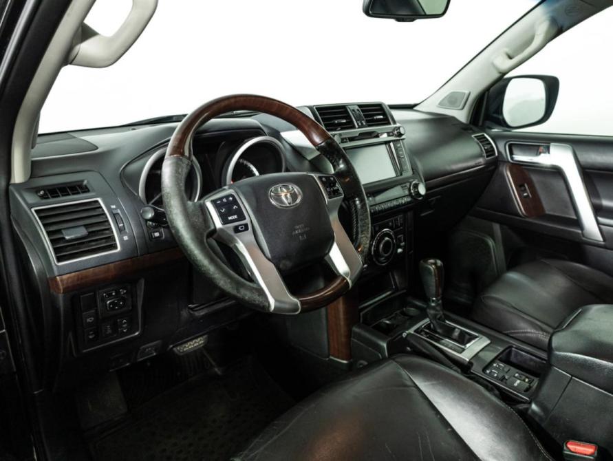 Toyota Land Cruiser Prado 150 Series Рестайлинг 1 Санкт-Петербург  - изображение 11
