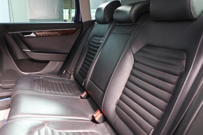 Volkswagen Passat B7 с пробегом 2013 года, цена 1 299 000 рублей, 70000 км, универсал, Автокод Объявления