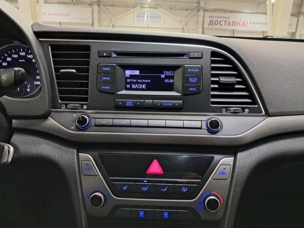 Hyundai Elantra VI (AD) с пробегом 2016 года, цена 1 095 000 рублей, 212227 км, седан, Автокод Объявления