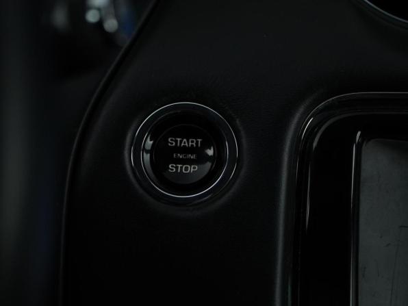 Jaguar XJ IV (X351) с пробегом 2013 года, цена 1 799 077 рублей, 135732 км, седан, Автокод Объявления