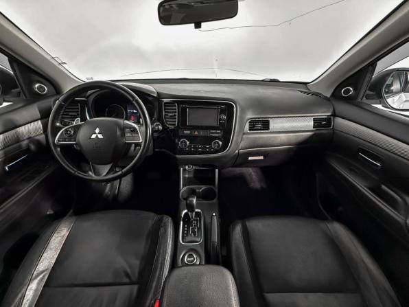 Mitsubishi Outlander III с пробегом 2013 года, цена 1 325 000 рублей, 160000 км, внедорожник, Автокод Объявления
