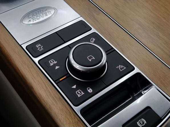 Land Rover Range Rover IV Рестайлинг с пробегом 2020 года, цена 7 500 000 рублей, 82000 км, внедорожник, Автокод Объявления