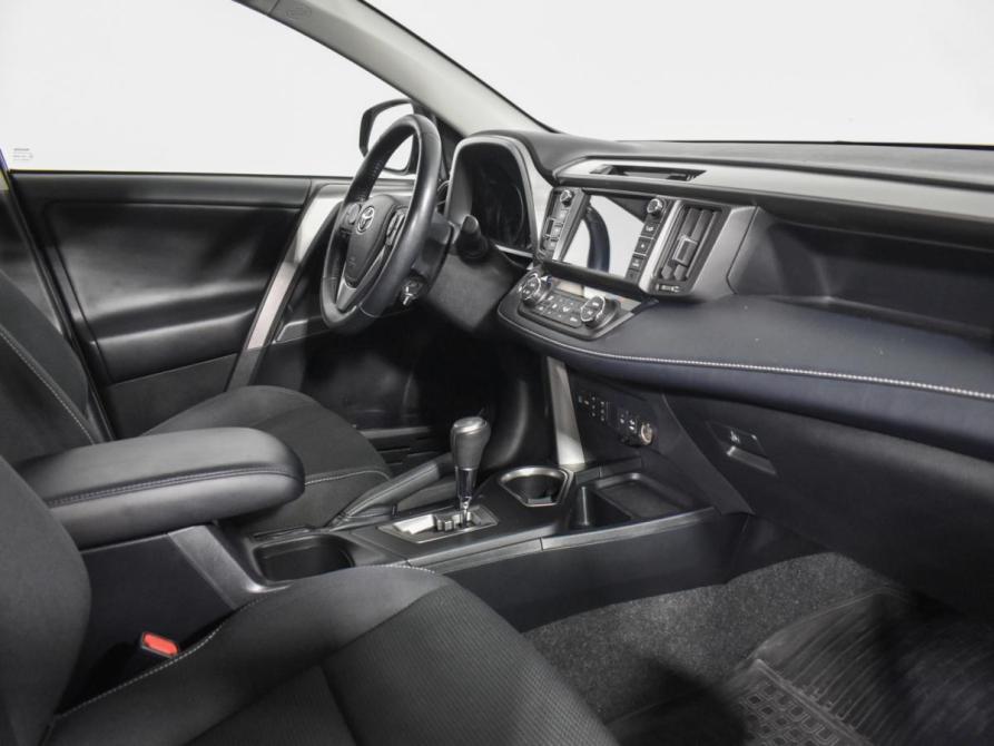 Toyota RAV4 IV (XA40) Рестайлинг Санкт-Петербург  - изображение 13